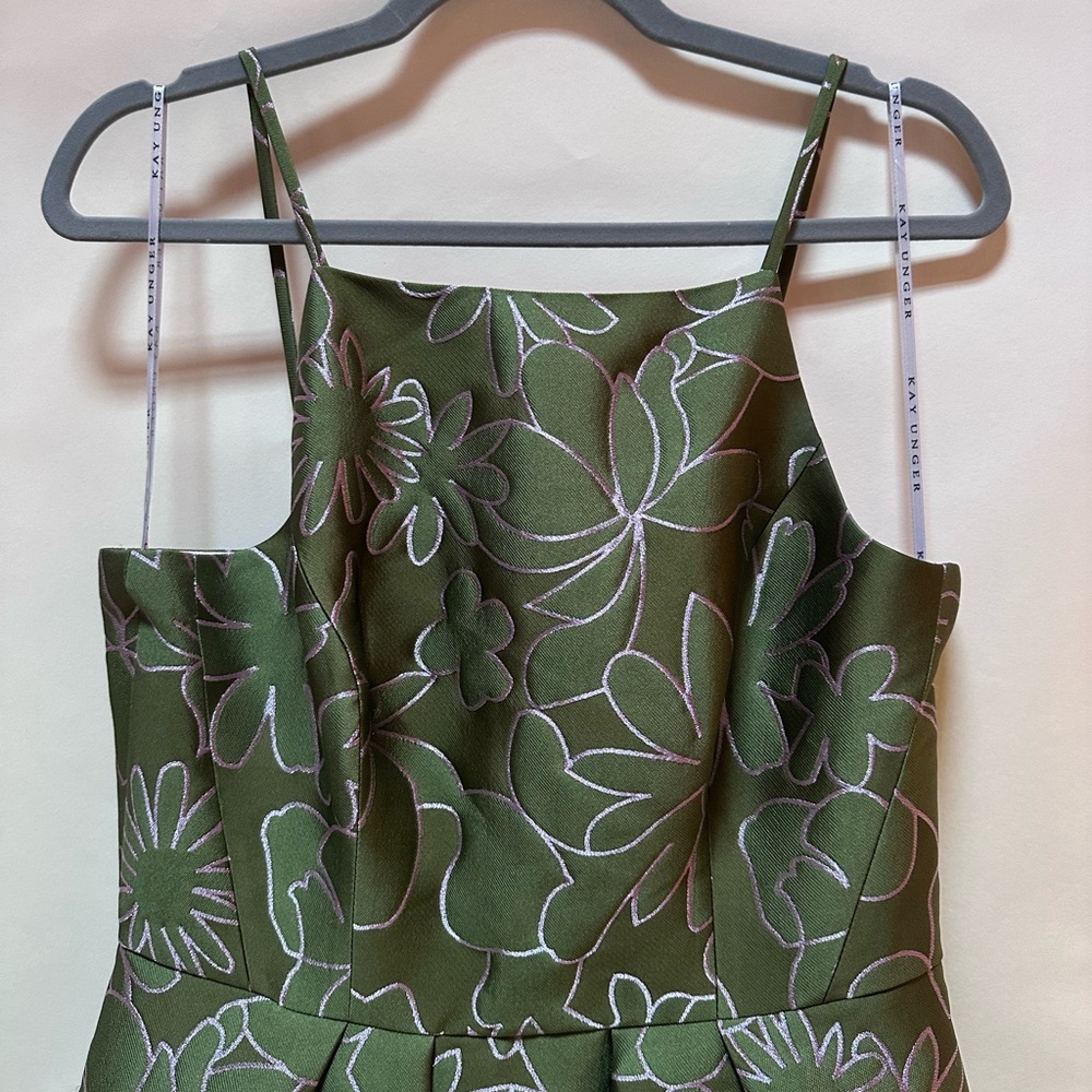 Kay Unger Jada Jacquard Halter Neck Gown Dress Green w/ Pink Embroidery Size  8 - Picture 9 of 13